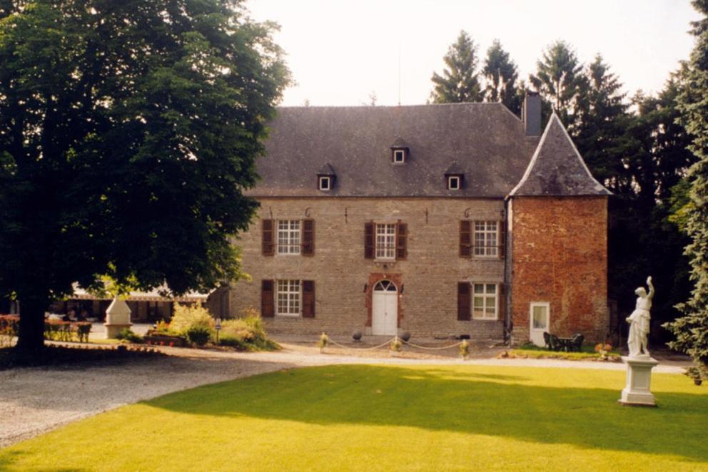 Hotel Tromcourt Couvin Exteriér fotografie